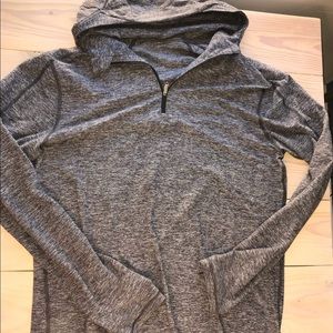 Lululemon Men’s Heather Grey Hoodie 1/4 Zip with Thumbstraps